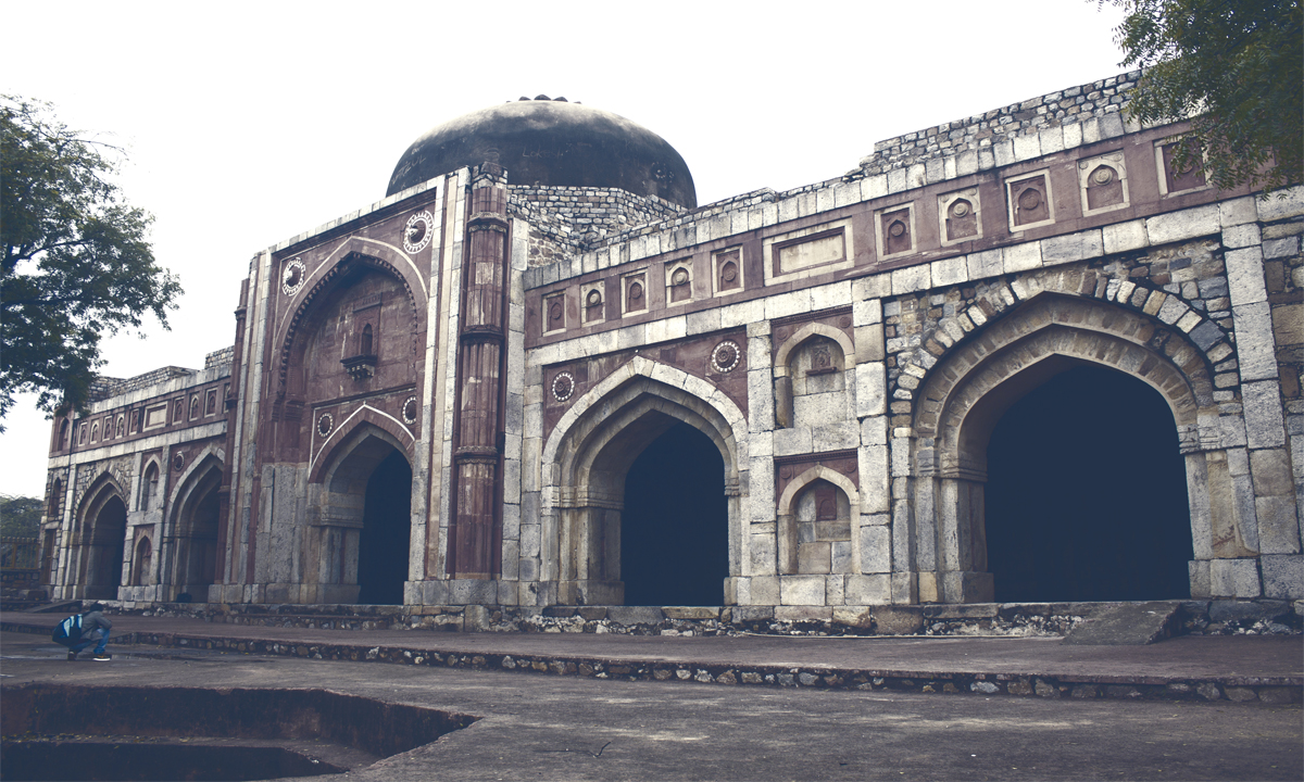 Get scary at Haunted Places of Delhi
